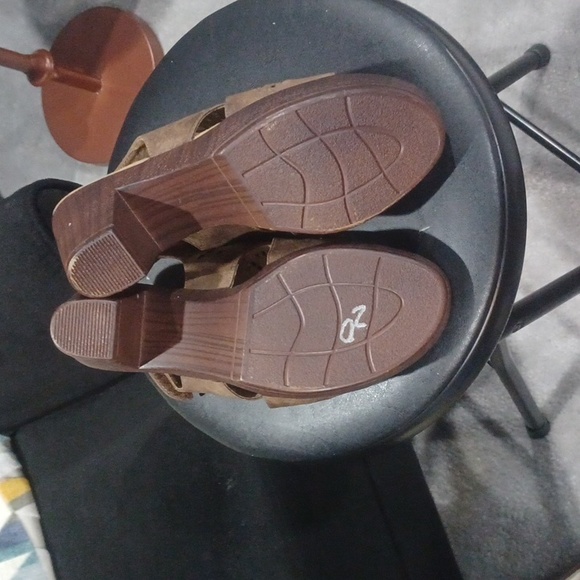 White mt.new platforms - Picture 3 of 4